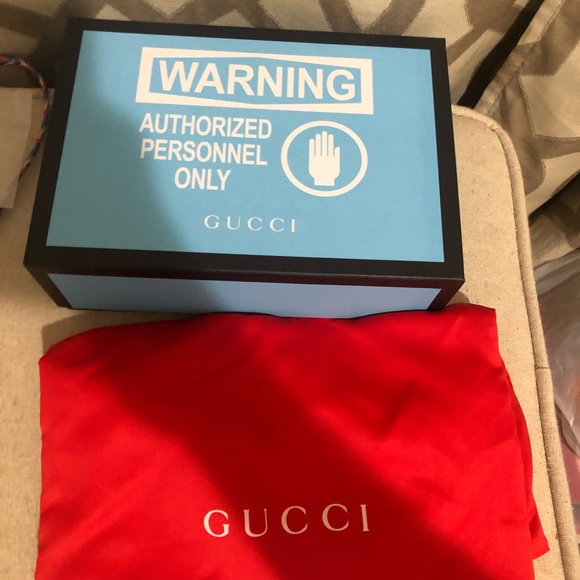 Gucci Trapuntata Mini Metallic Leather crossbody - Picture 5 of 5